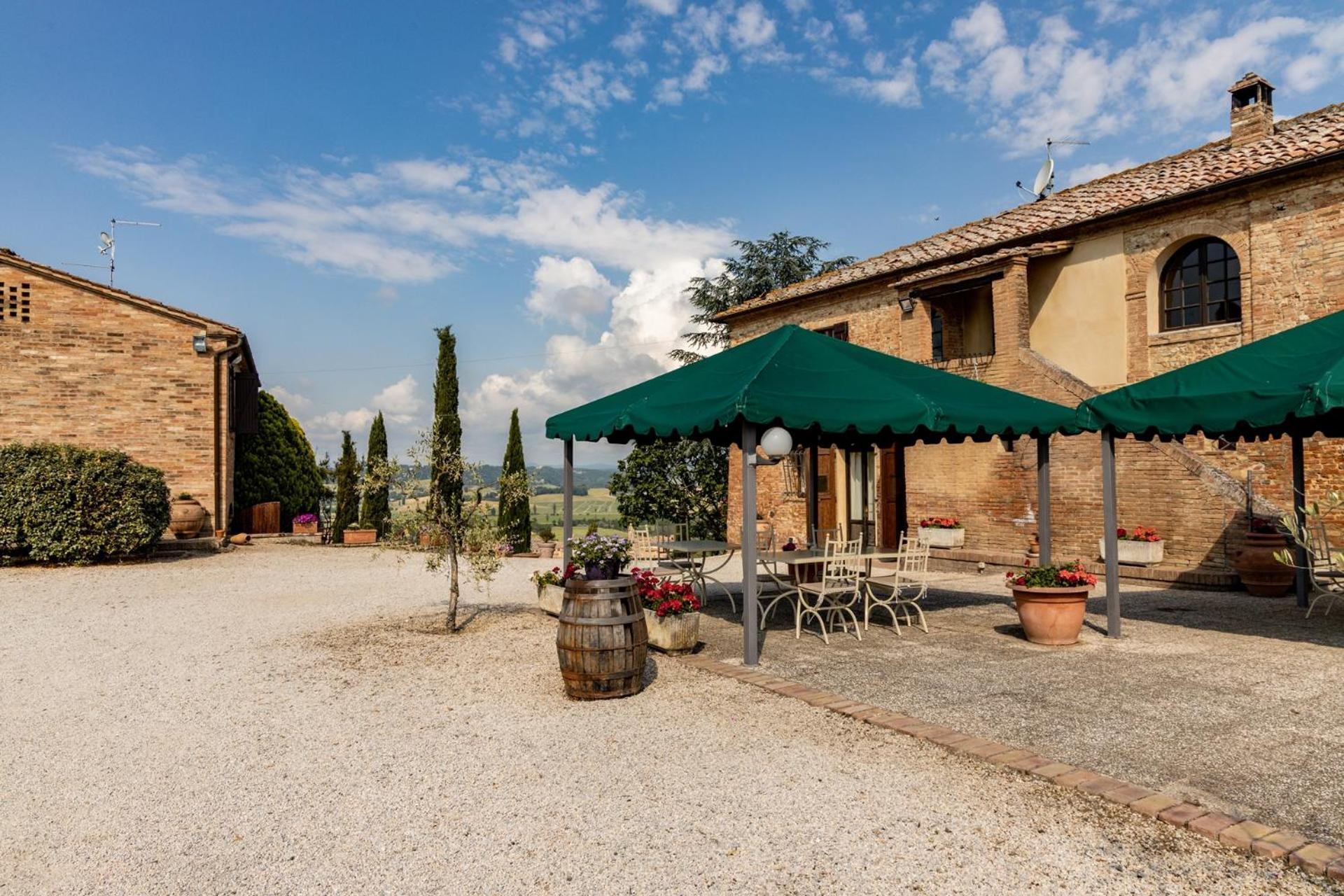 Agriturismo Percenna Буонконвенто Екстериор снимка
